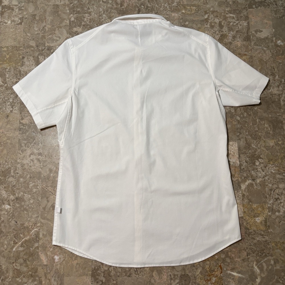 Lululemon Shirt Mens Large White Airing Easy Short Sleeve Button Summer - Picture 8 of 10